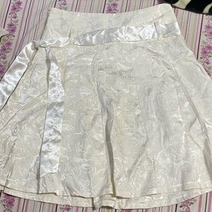 Off white floral skirt with satin ribbon